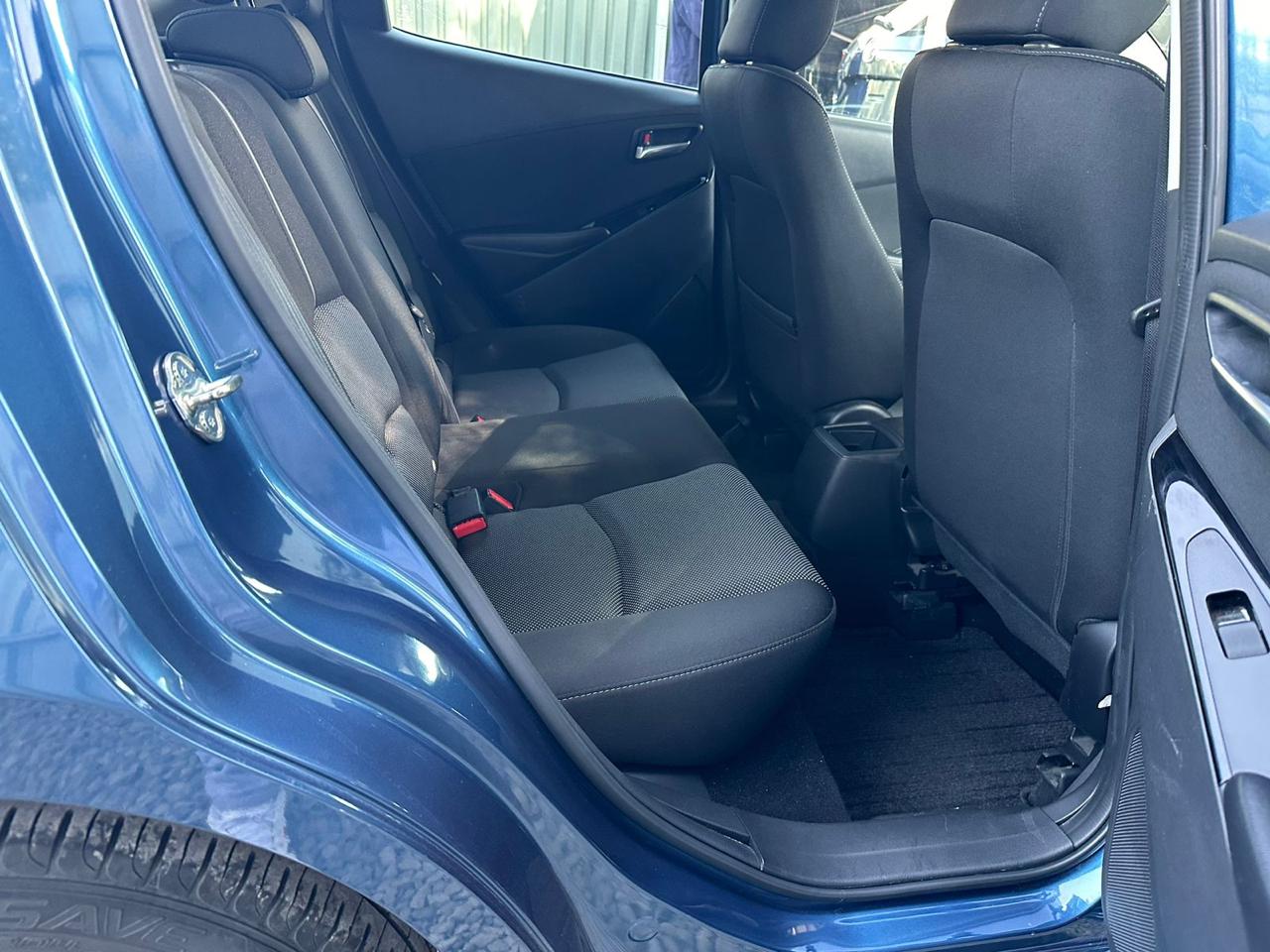 Mazda Demio 2017 Blue