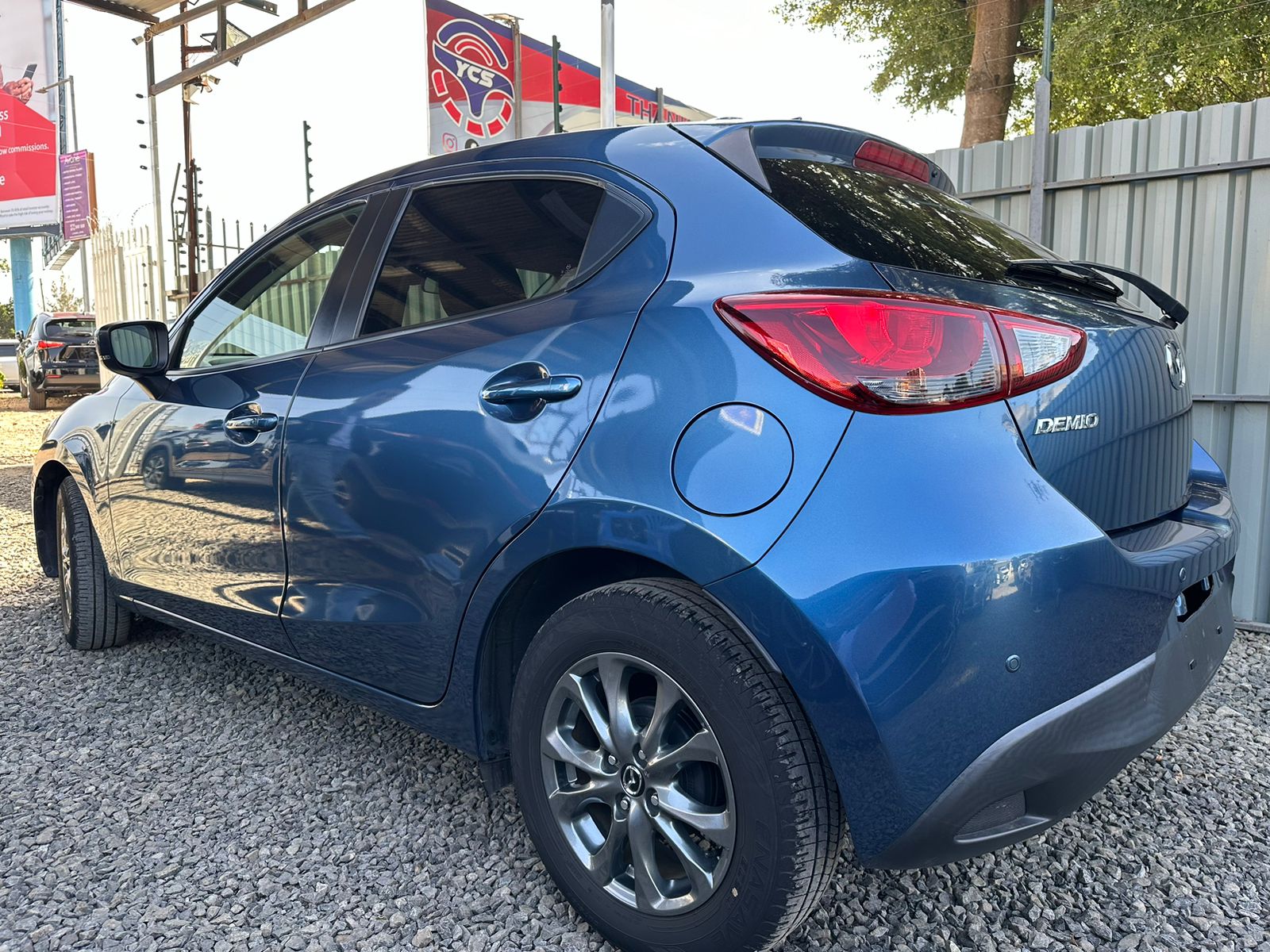 Mazda Demio 2017 Blue